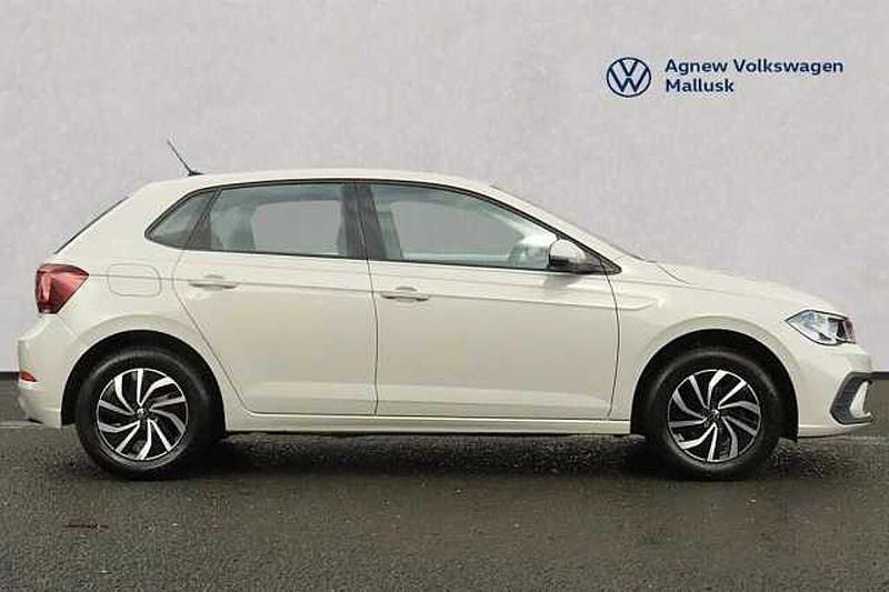 Used VW Polo Life 95 HP (69 kW) 2024 Grey Hatchback