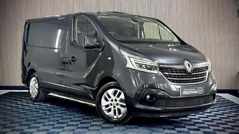 Begagnad Renault Trafic 2021 Grå Minibuss