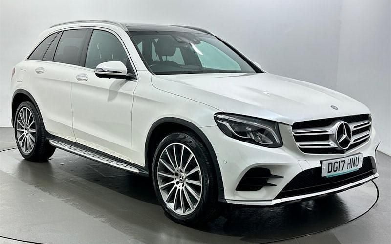 Used Mercedes GLC350 AMG line 258 HP (189 kW) 2017 White Estate