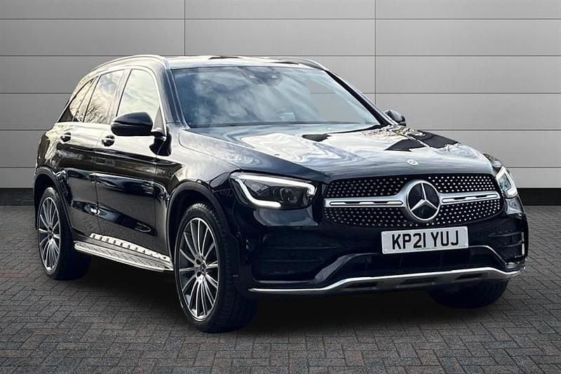 Obsidian black Used 2021 Mercedes GLC300 AMG Line Premium Estate | £27,550 (Good price) - Image 1/4