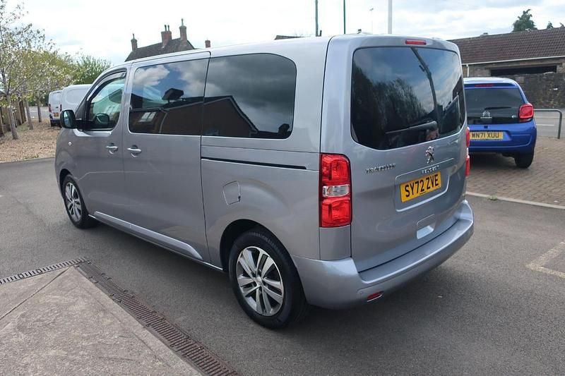 Used Peugeot Traveller Active 143 HP (105 kW) 2023 Grey MPV
