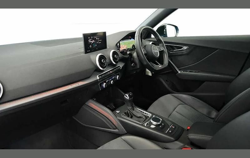 Used Audi SQ2 Black Edition 296 HP (217 kW) 2022 Blue SUV