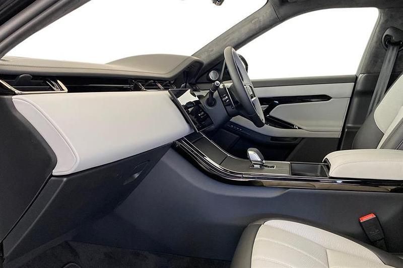 New Land Rover Range Rover evoque Autobiography 204 HP (150 kW) 2026 Santorini black SUV