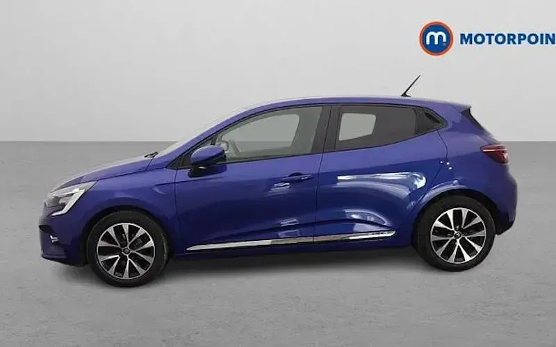 Used Renault Clio Iconic 101 HP (74 kW) 2020 Blue Hatchback