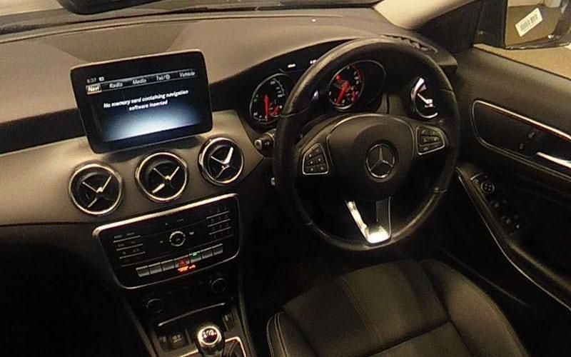 Used Mercedes GLA180 Urban 122 HP (89 kW) 2020 SUV