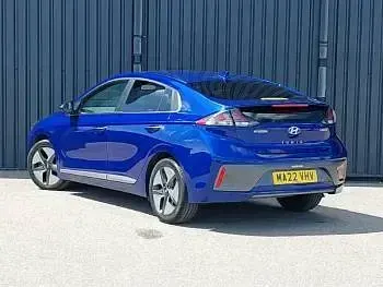 Used Hyundai Ioniq Premium SE 141 HP (103 kW) 2022 Blue Hatchback