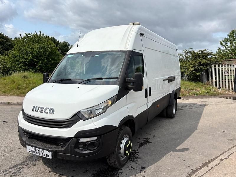 Used Iveco Daily 150 HP (110 kW) 2017 White Van