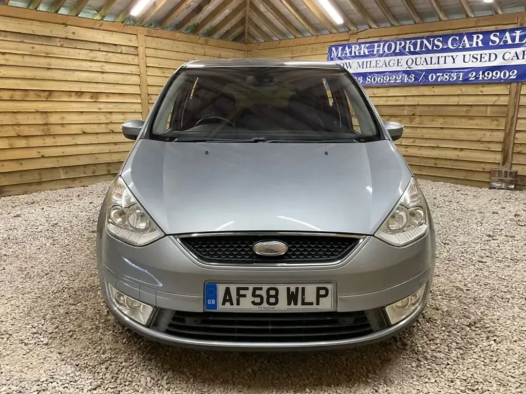 Usado Ford Galaxy Ghia 175 HP (128 kW) 2008 Prateado Monovolume