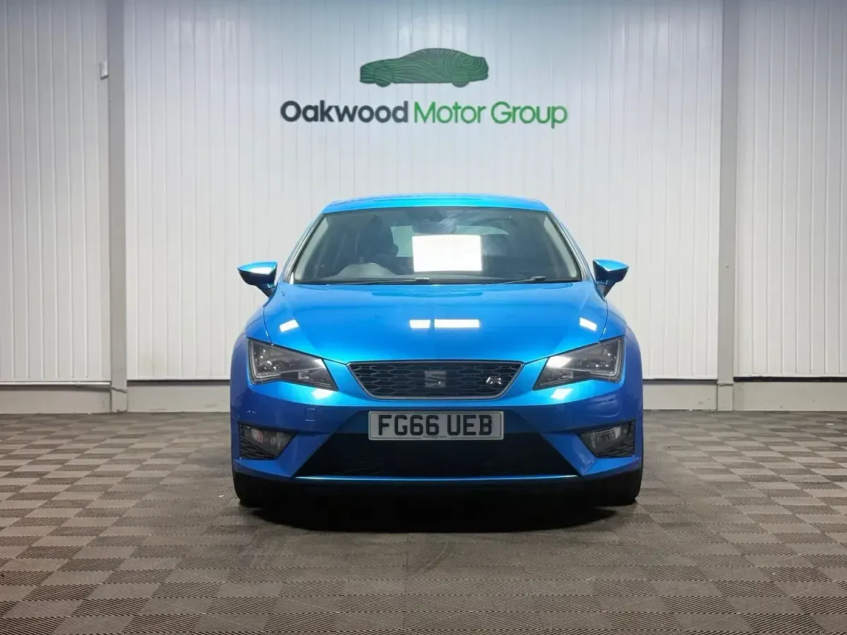Used Seat Leon FR 184 HP (135 kW) 2016 Blue Hatchback