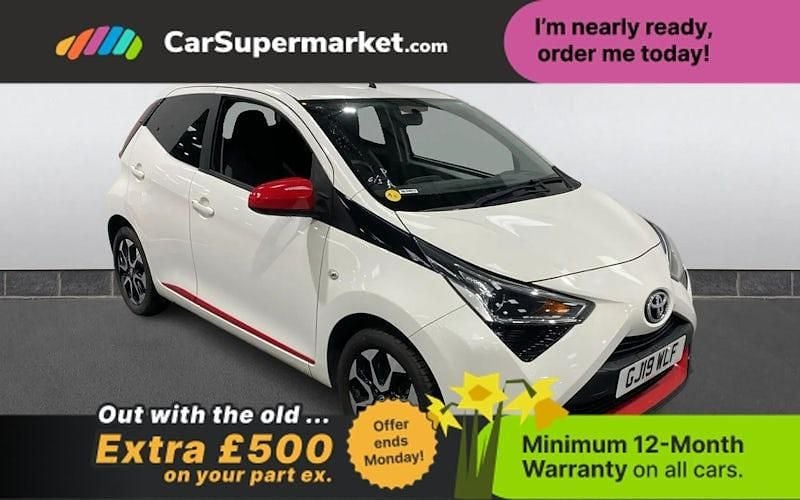Used Toyota Aygo Trend 72 HP (52 kW) 2019 White Hatchback