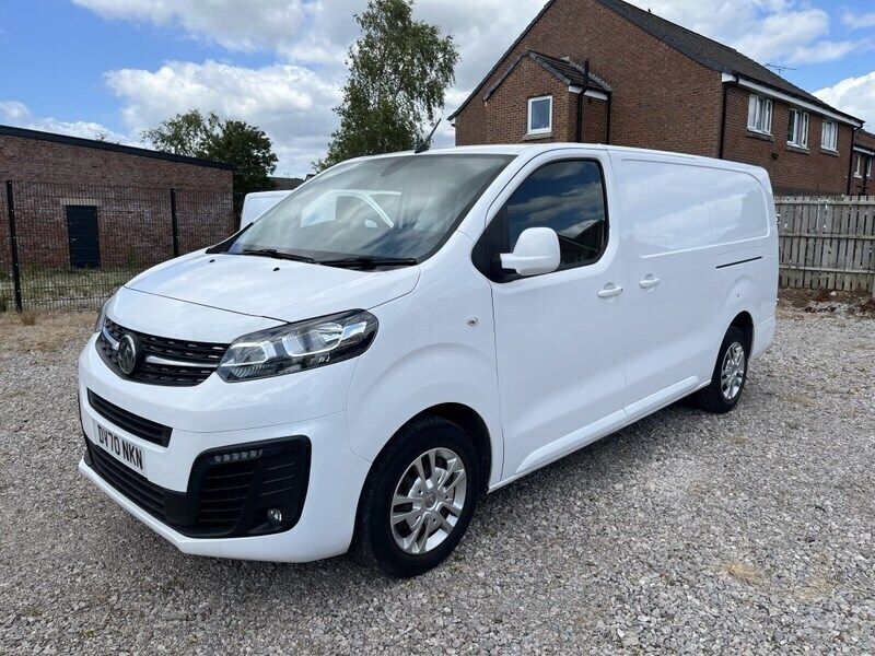 White Used 2020 Vauxhall Vivaro Sportive Van | £9,950 (Good price) - Image 1/4