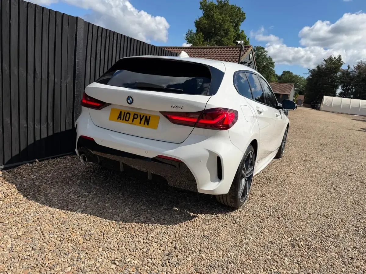 Used BMW 118 M Sport 136 HP (100 kW) 2022 White Hatchback