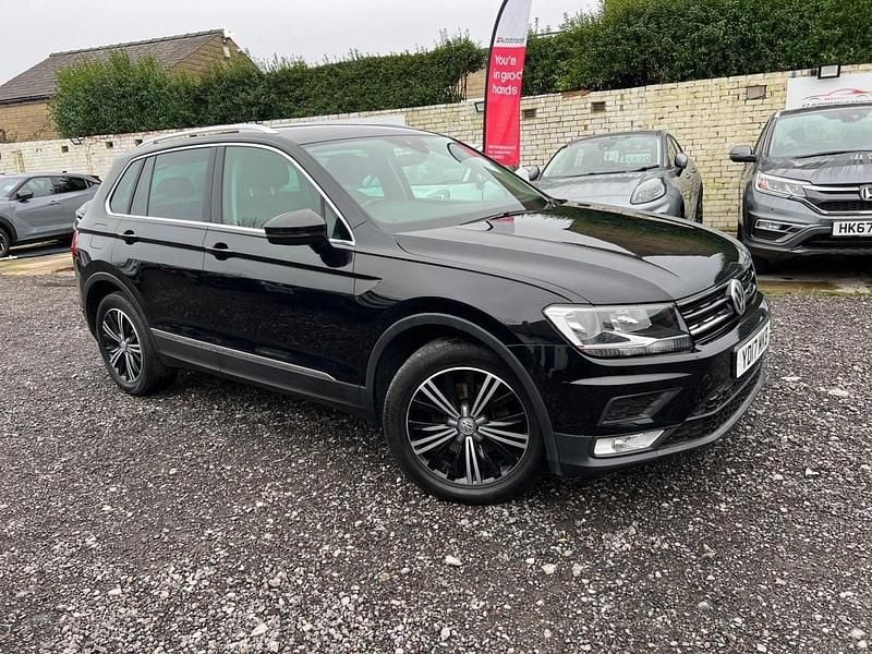 Black Used 2017 VW Tiguan SE SUV | £8,999 (Super price) - Image 1/4