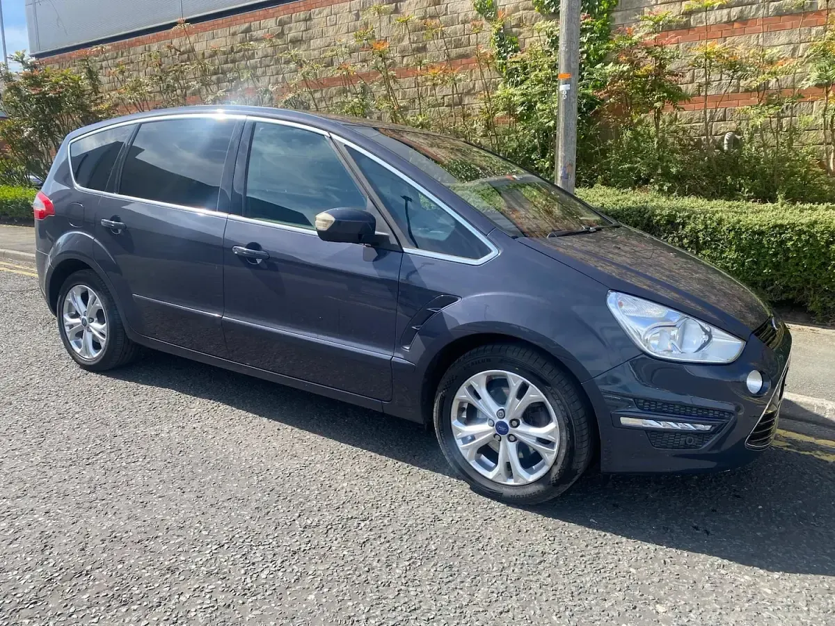 Used Ford S-MAX Titanium 115 HP (84 kW) 2012 Grey MPV