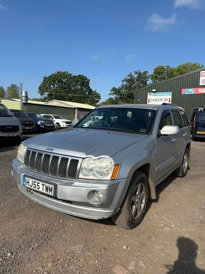 Used Jeep Grand Cherokee Limited 218 HP (160 kW) 2006 Silver SUV
