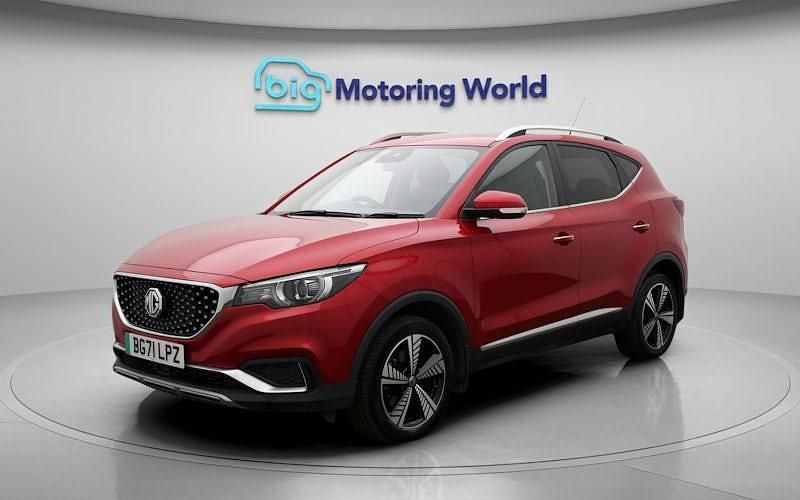 Used MG ZS Exclusive 105 kW (143 HP) 2021 Red SUV