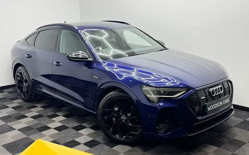 Usado Audi e-tron Sportback Black Edition 230 kW (313 HP) 2022 SUV
