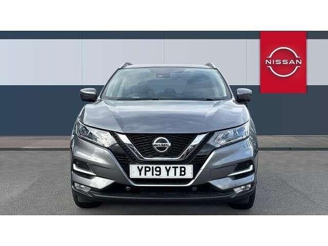 Used Nissan Qashqai N-Connecta 140 HP (102 kW) 2019 Grey SUV