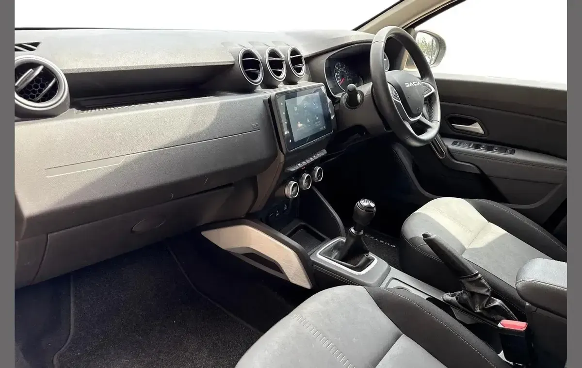 Used Dacia Duster Extreme 98 HP (72 kW) 2024 Grey SUV