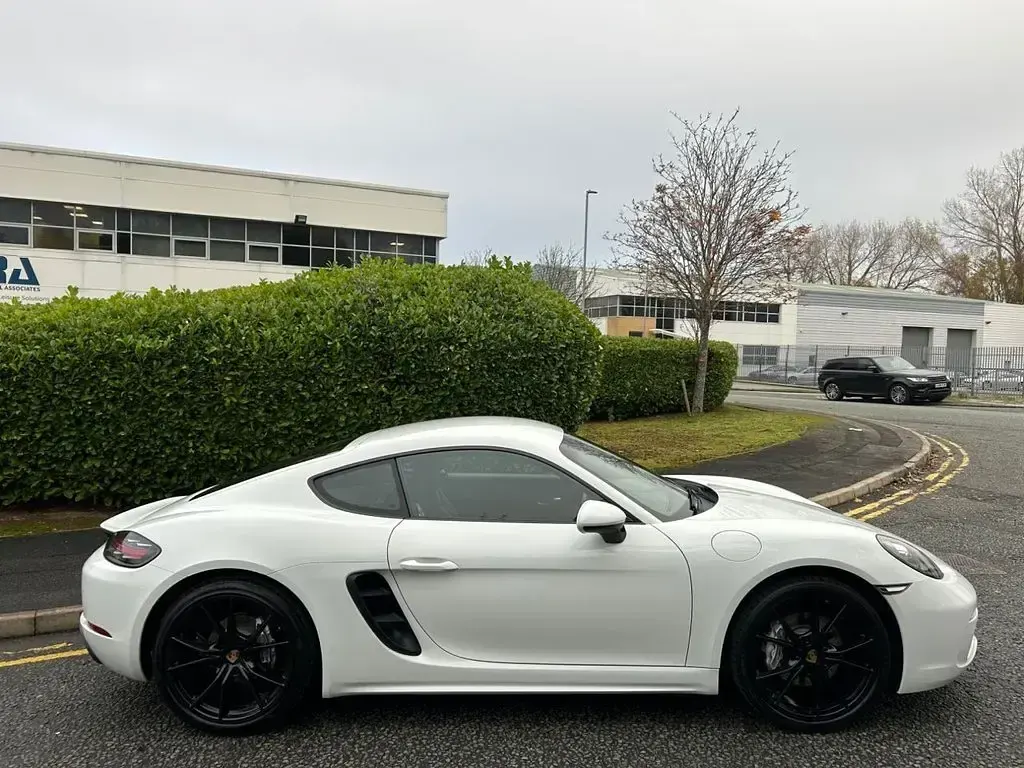 Used Porsche Cayman 2017 White Coupe