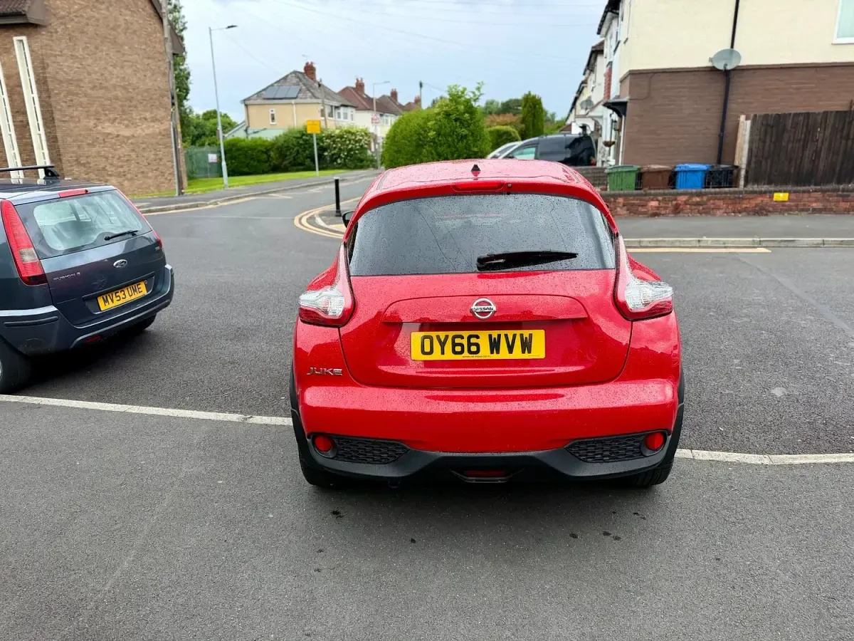 Used Nissan Juke N-Connecta 2016 Red SUV