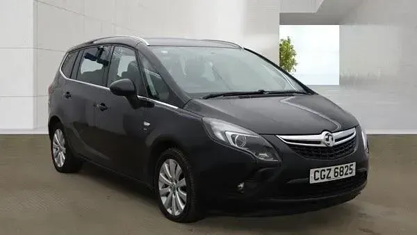 Used Vauxhall Zafira 140 HP (102 kW) 2016 Black MPV