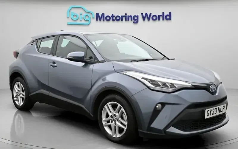 Used Toyota C-HR 122 HP (89 kW) 2023 SUV