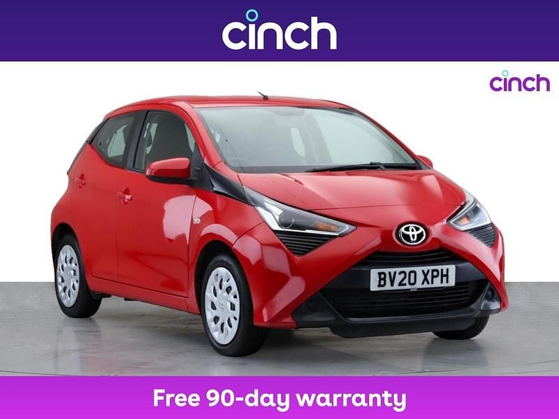 Red Used 2020 Toyota Aygo X-play Hatchback | £8,999 (Fair price) - Image 1/3
