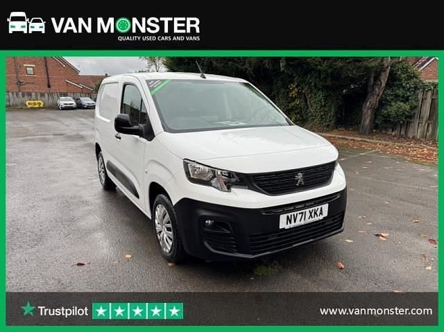 Used Peugeot Partner Premium 2022 White MPV