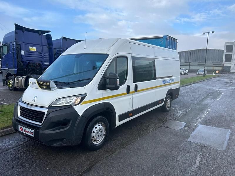 Used Peugeot Boxer 130 HP (95 kW) 2019 White Van