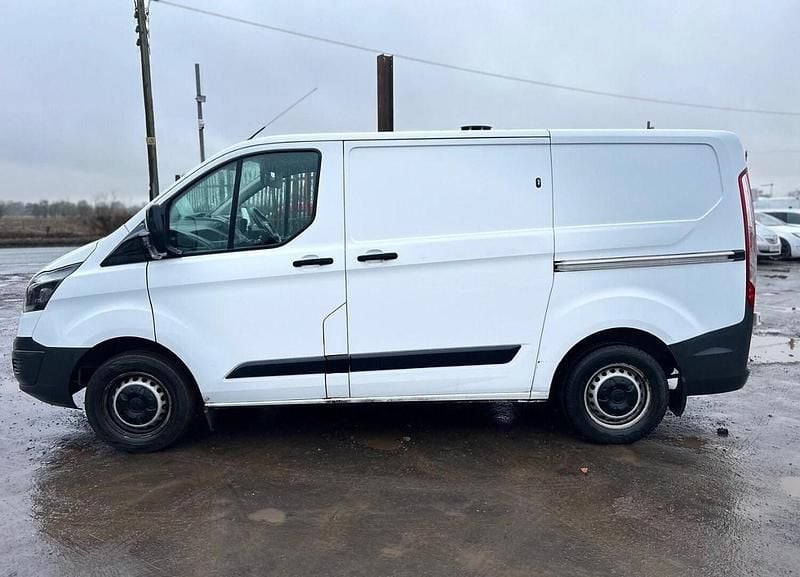 Used Ford Transit Custom 2017 White