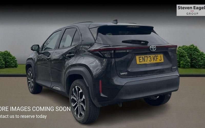 Used Toyota Yaris Hybrid Design 116 HP (85 kW) 2026 Estate