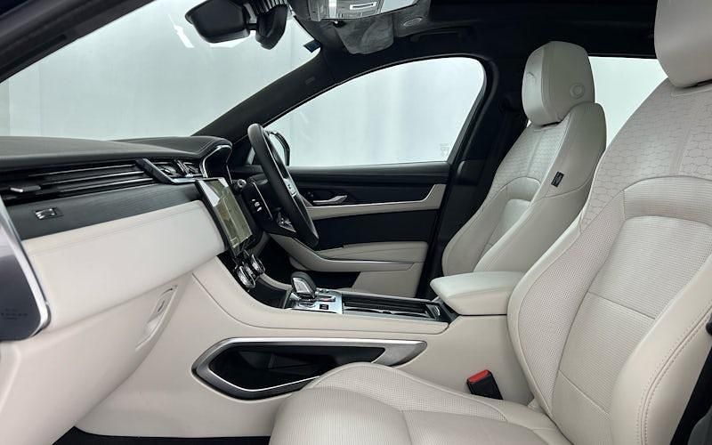 Used Jaguar F-Pace R-Dynamic 204 HP (150 kW) 2022 SUV