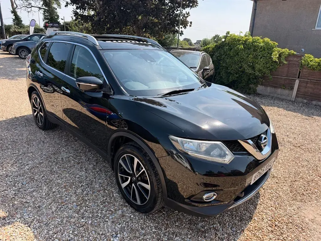 Used Nissan X-Trail N-TEC 130 HP (95 kW) 2015 Black SUV