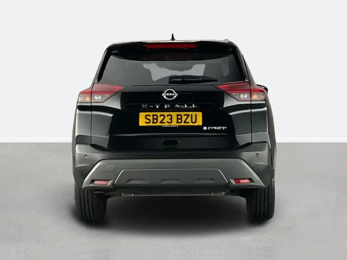 Used Nissan X-Trail N-Connecta 213 HP (156 kW) 2023 Black SUV