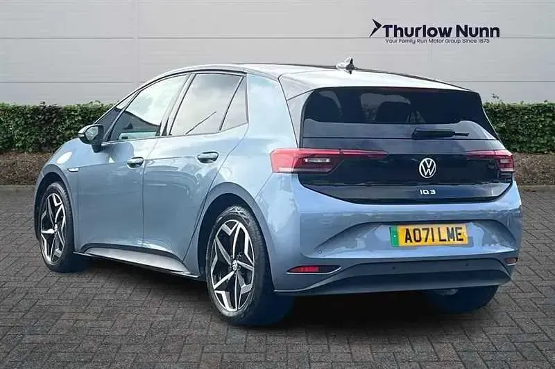 Begagnad VW ID.3 Pro 150 kW (204 HK) 2021 Blå Halvkombi