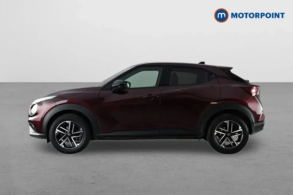 Used Nissan Juke N-Connecta 2024 Red SUV