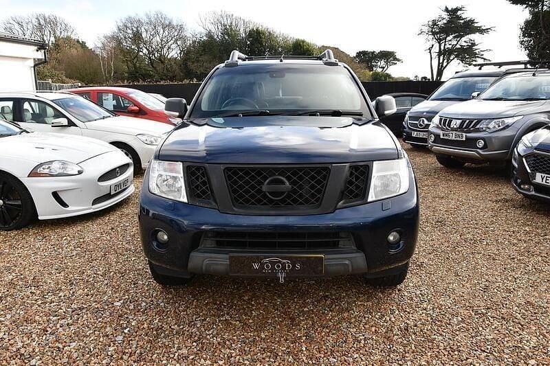 Used Nissan Navara Tekna 2014 Blue Pickup