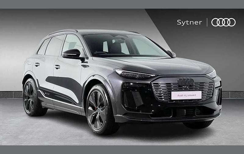 Grey Used 2025 Audi Q6 e-tron Performance SUV | £61,750 (Fair price) - Image 1/4