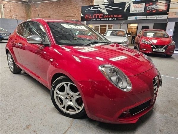Red Used 2014 Alfa Romeo MiTo Distinctive Hatchback | £2,495 (Fair price) - Image 1/4