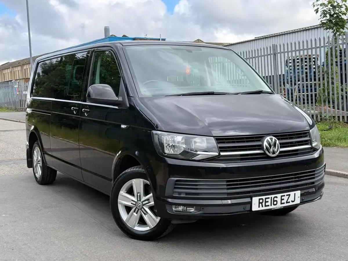 Used VW Transporter Highline 140 HP (102 kW) 2016 Black Van