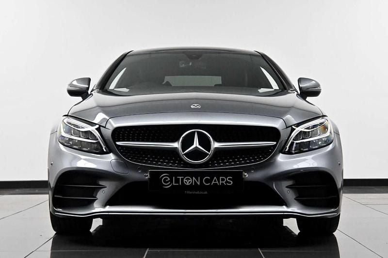 Begagnad Mercedes C220 AMG line 2019 Grå Sportkupé