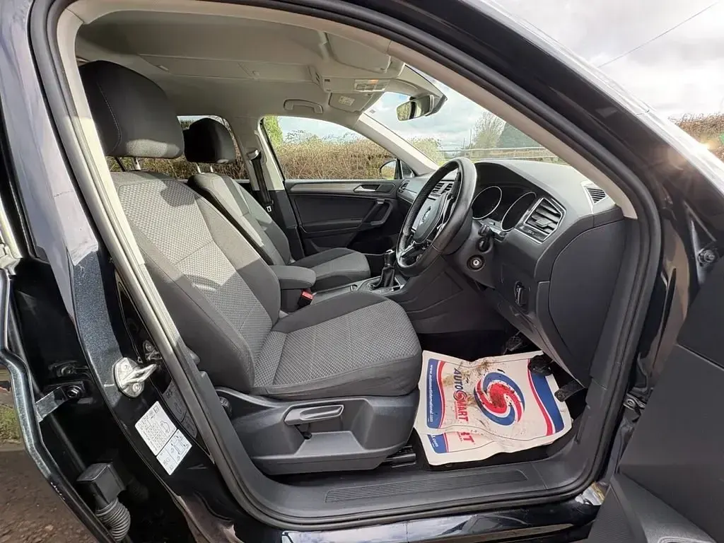 Second-hand VW Tiguan Allspace Match 150 CP (110 kW) 2021 Negru SUV
