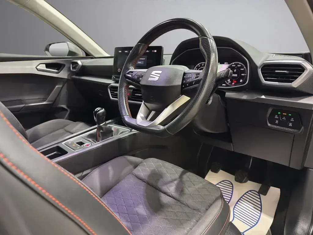 Used Seat Leon FR 130 HP (95 kW) 2022 Grey Hatchback