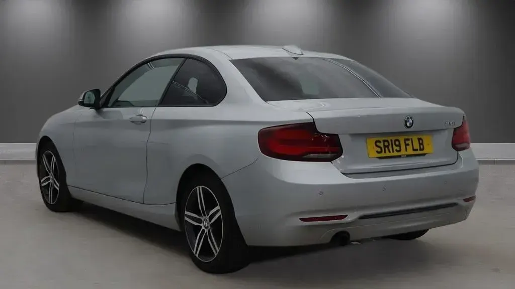 Used BMW 218 Sport Line 136 HP (100 kW) 2019 Silver Coupe