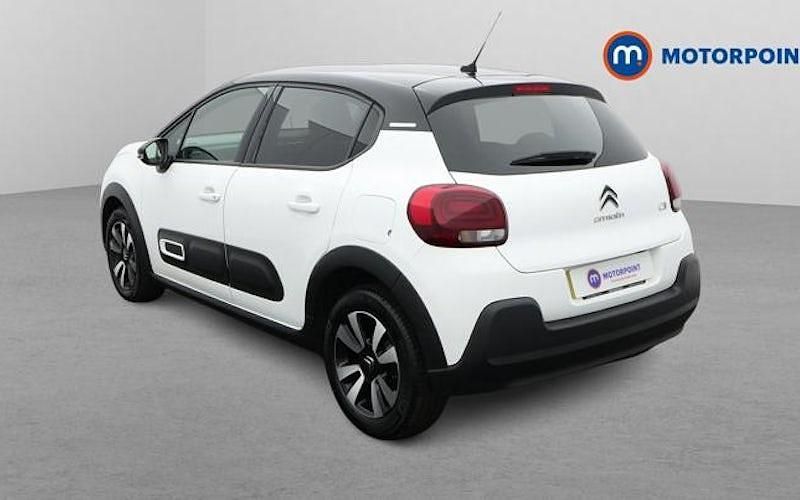 Used Citroën C3 PureTech 83 HP (61 kW) 2024 White Hatchback