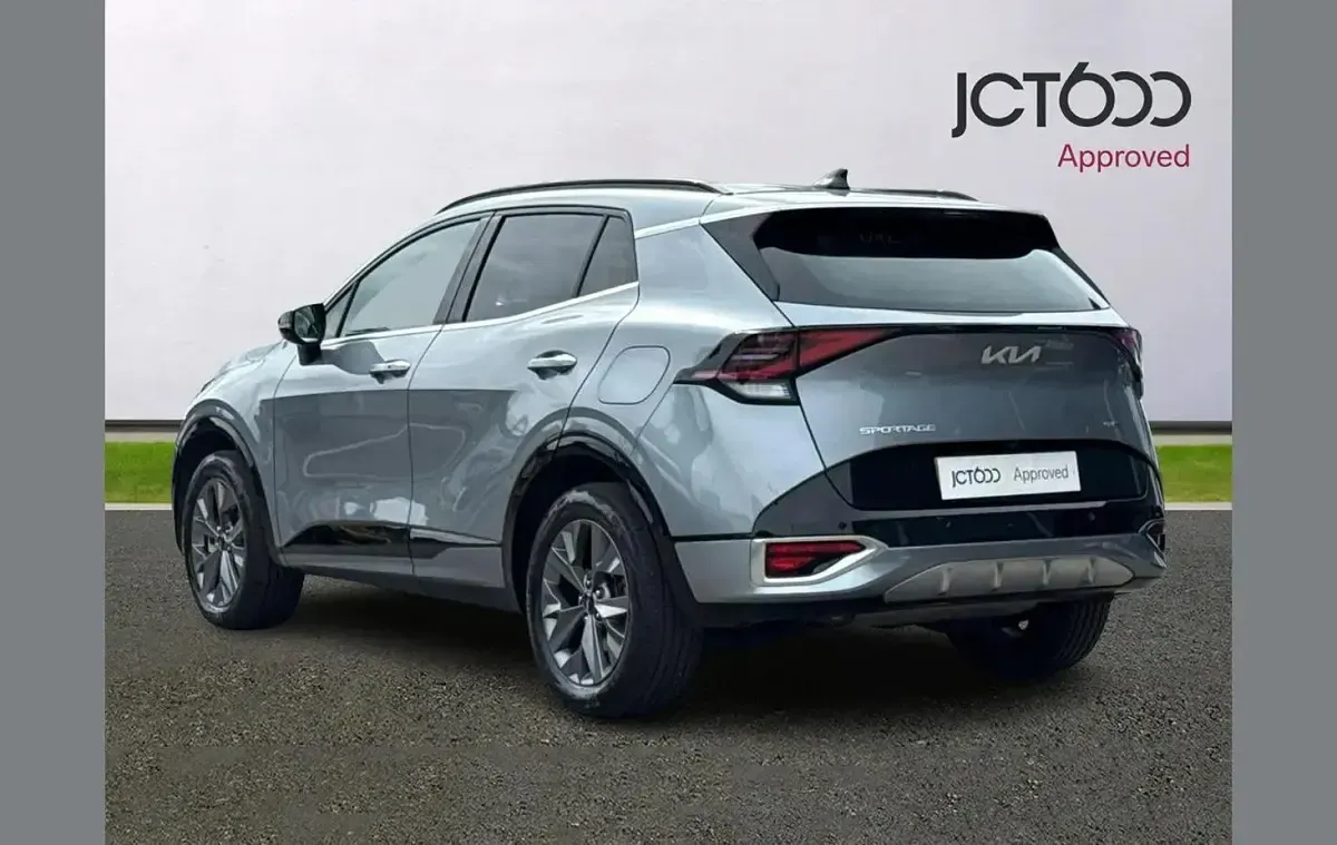 Used Kia Sportage GT-Line 206 HP (151 kW) 2024 Silver SUV