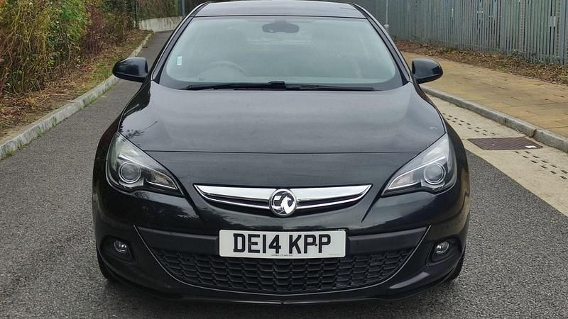 Used Vauxhall Astra GTC SRi 2014 Black Hatchback