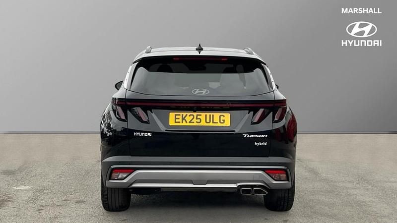 Used Hyundai Tucson Premium 215 HP (158 kW) 2025 Black SUV