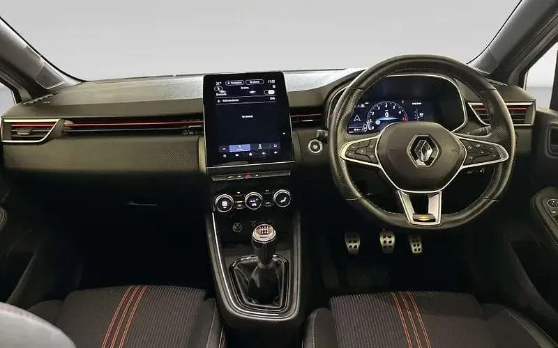Used Renault Clio RS Line 90 HP (66 kW) 2023 White Hatchback